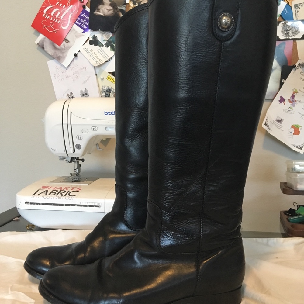 Frye Melissa Button riding boot size 8 - EUC